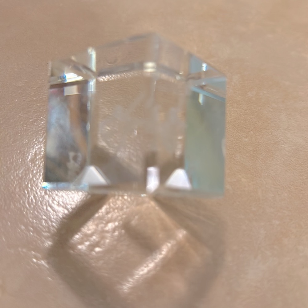 Vintage Guitar Etched Glass Paper weight - Picture 8 of 12